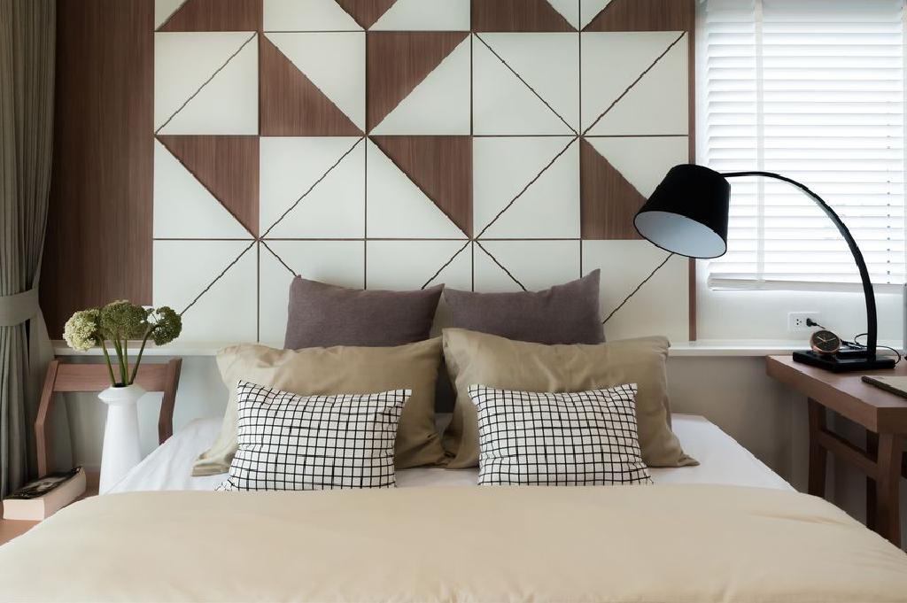 Geometric triangles and squares bedroom mural